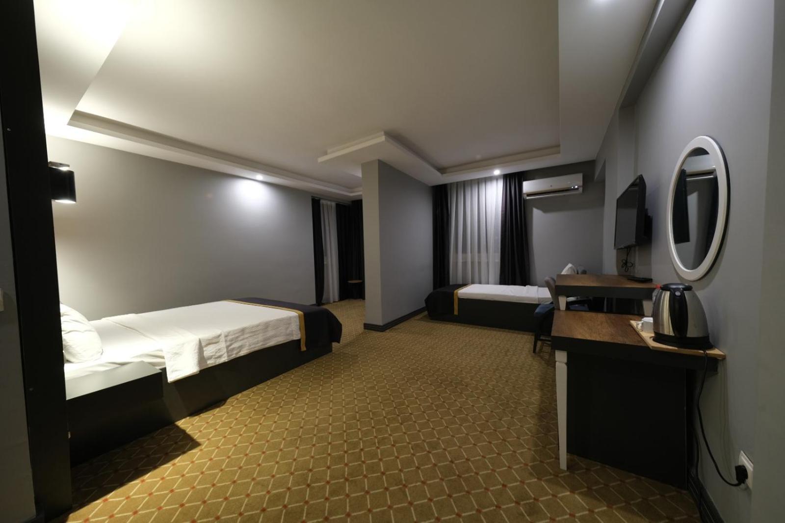 Eniza Hotel Mersin  Buitenkant foto