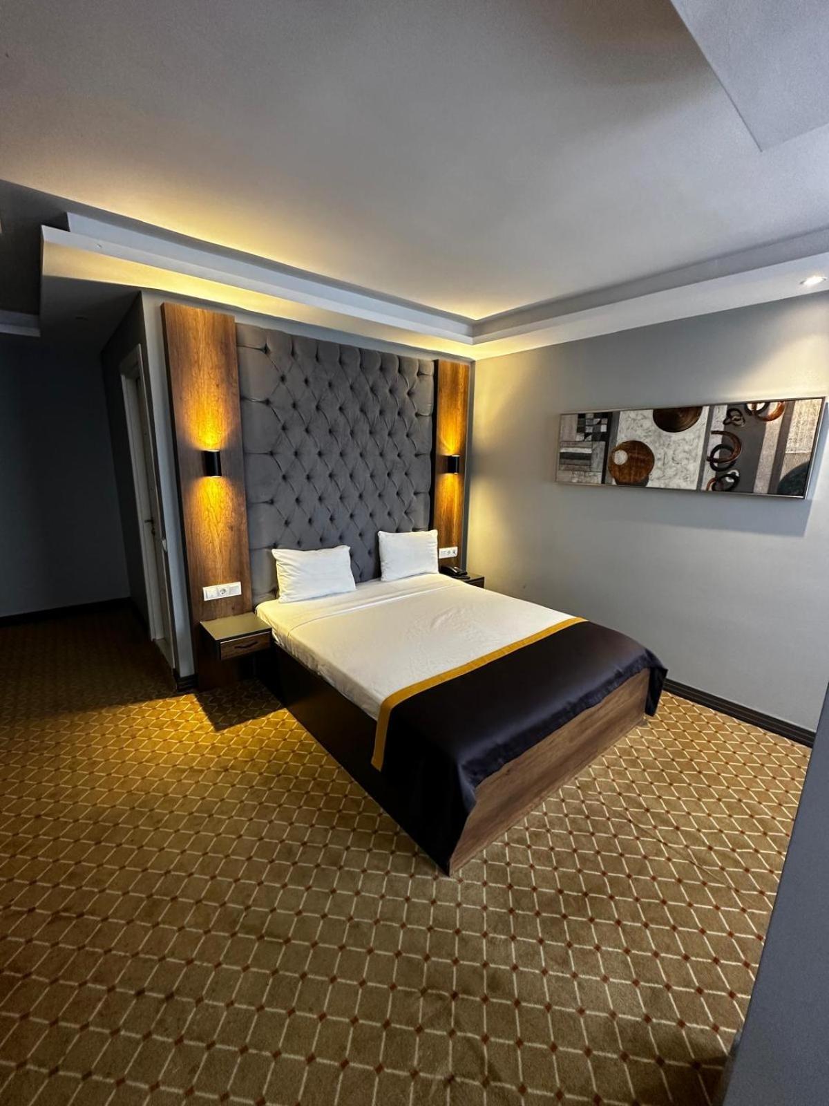 Eniza Hotel Mersin  Buitenkant foto