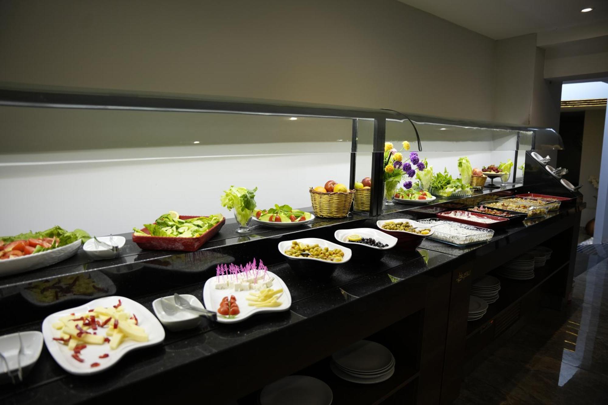 Eniza Hotel Mersin  Buitenkant foto