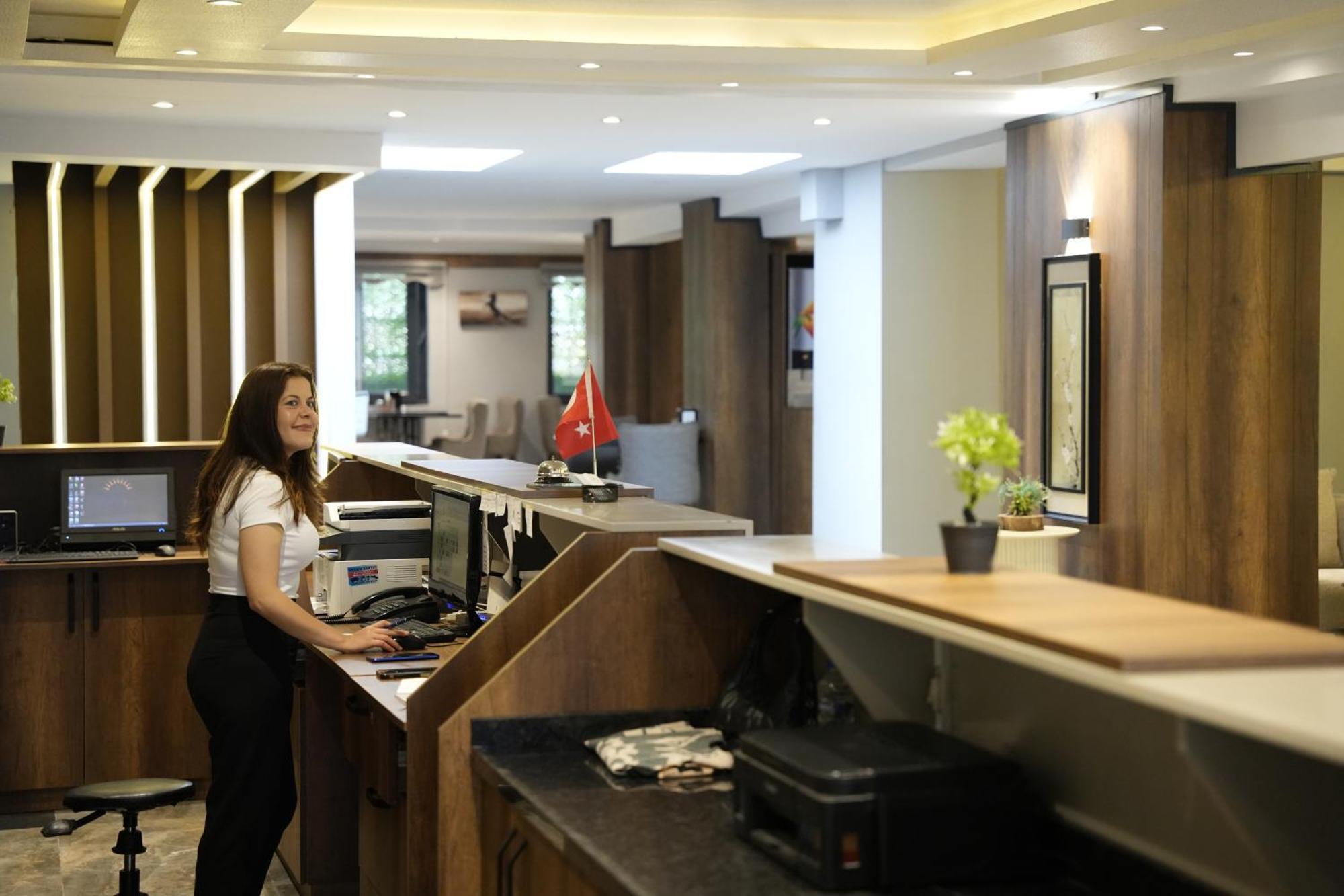 Eniza Hotel Mersin  Buitenkant foto