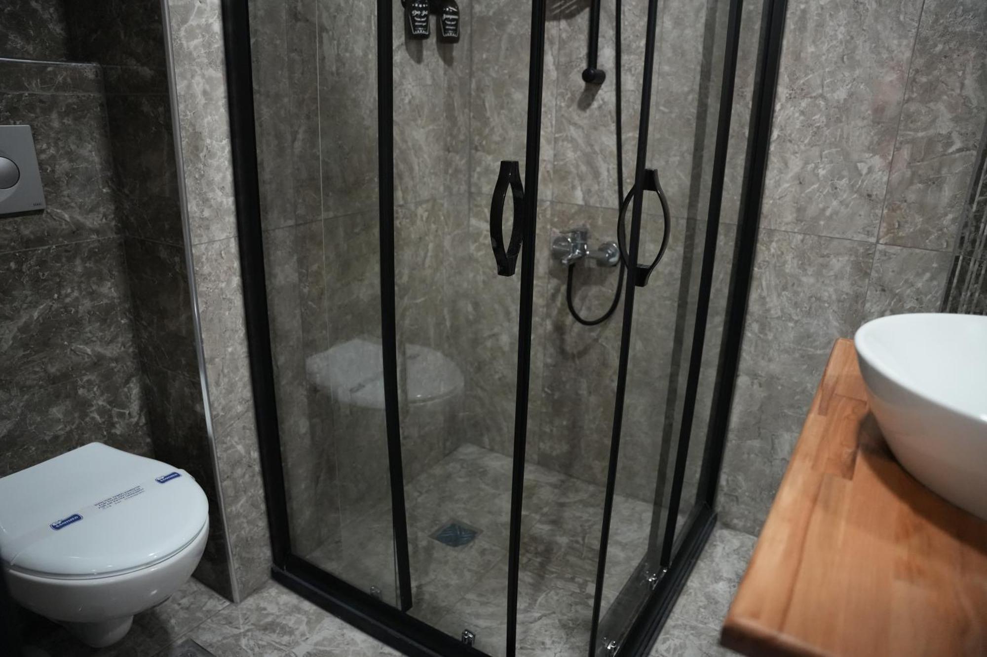 Eniza Hotel Mersin  Buitenkant foto