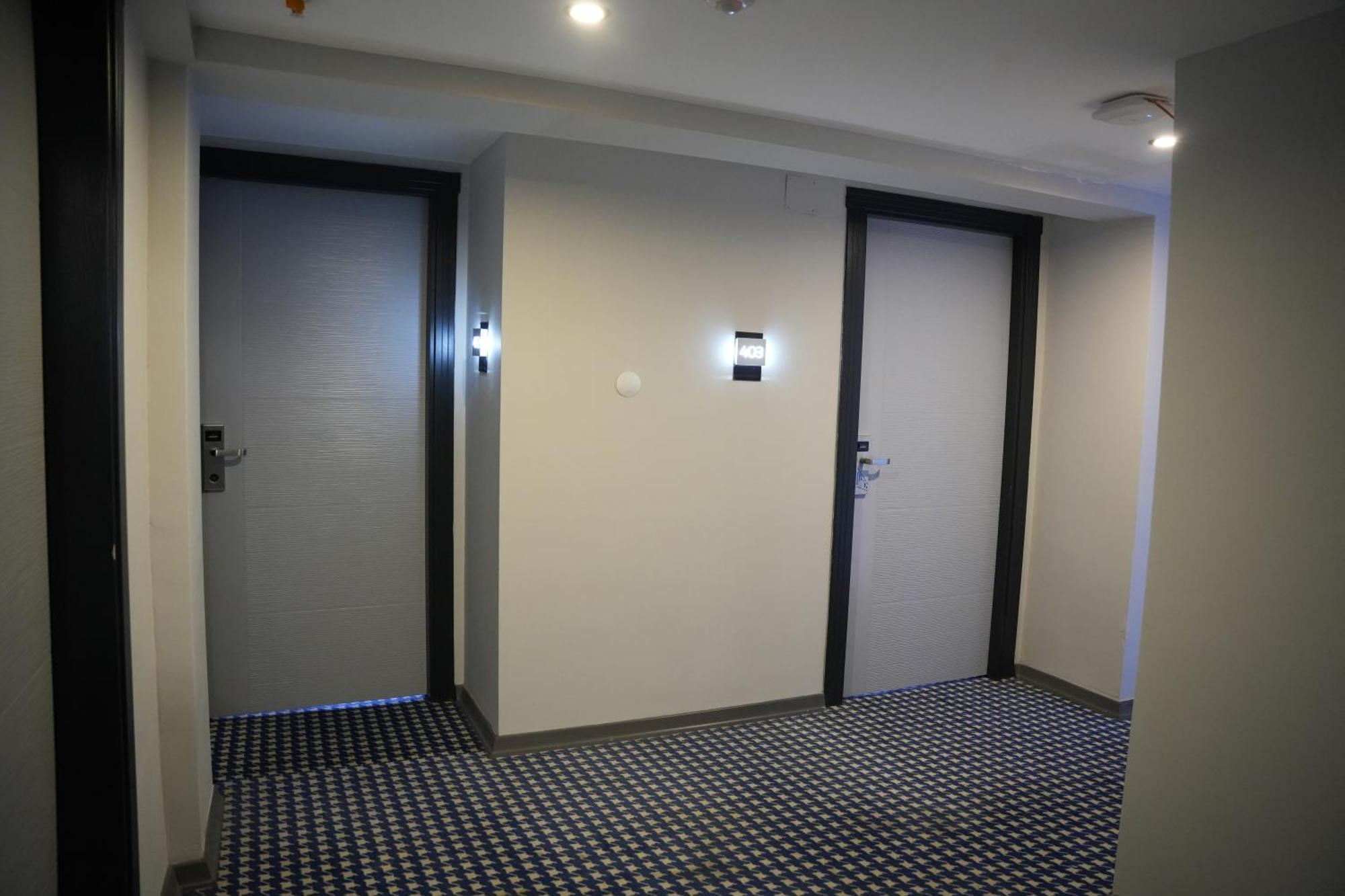 Eniza Hotel Mersin  Buitenkant foto